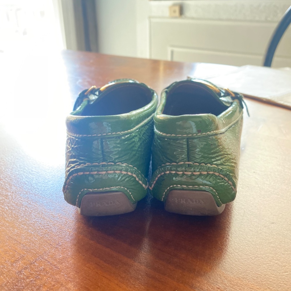 Prada Green patent leather flats - Picture 3 of 5